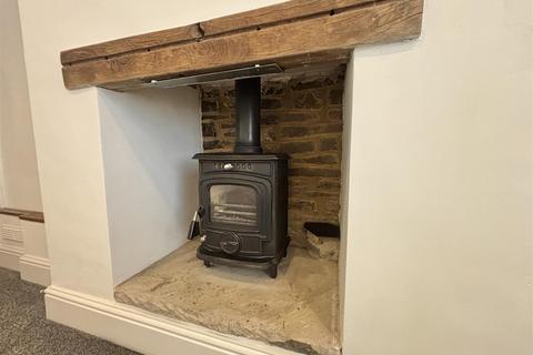 2 bedroom terraced house to rent, Collier Street, Glossop, Derbyshire
