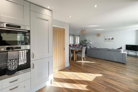 3 bedroom terraced house for sale, Pages Piece, Ebrington