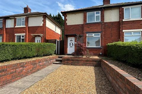 2 bedroom semi-detached house to rent, Cheetham Hill Road, Dukinfield