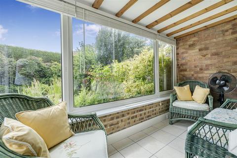28 Appletons, Hadlow, Tonbridge, TN11 0DT