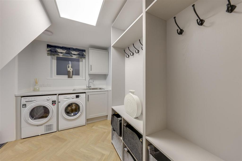 Utility Room Alt