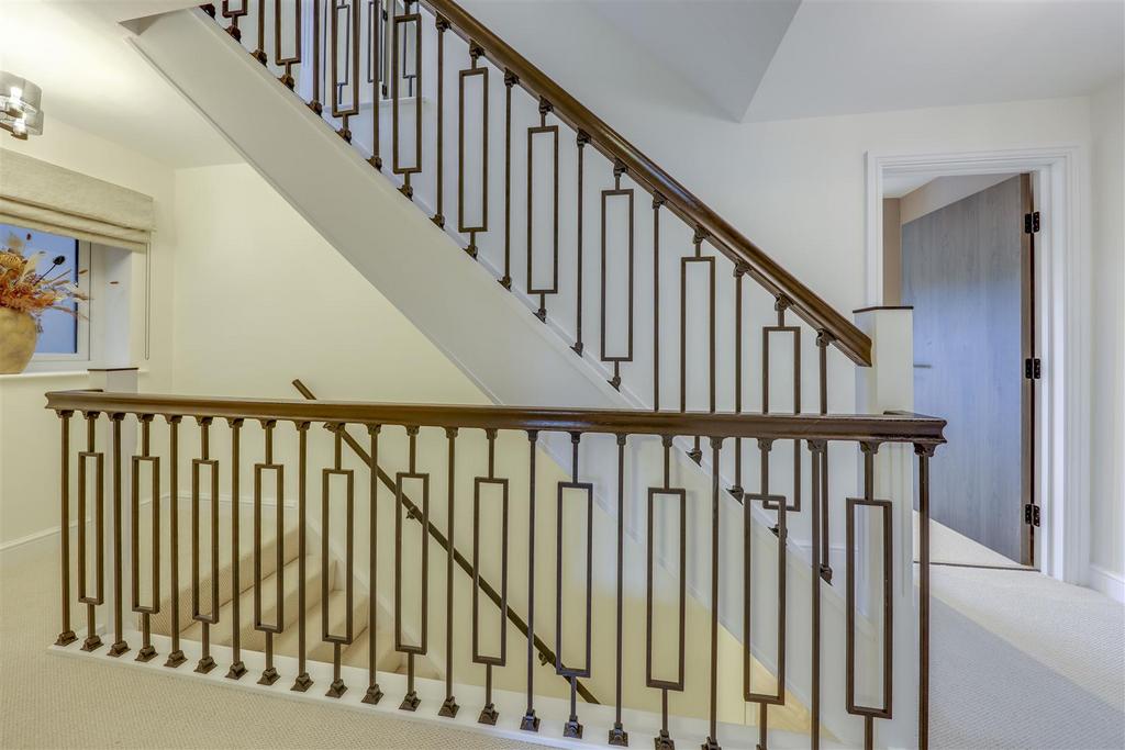 Feature Spindles