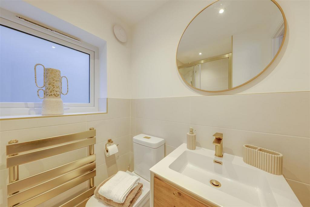 En Suite Alt