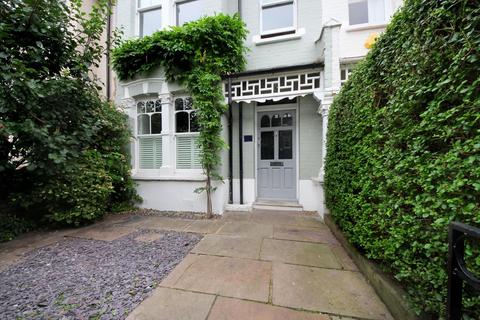 3 bedroom house for sale, Adelaide Grove, W12