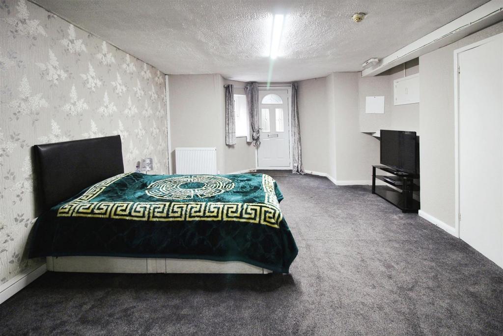 Lower Ground Floor Bedroom