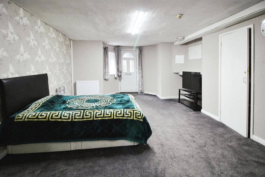 Lower Ground Floor Bedroom