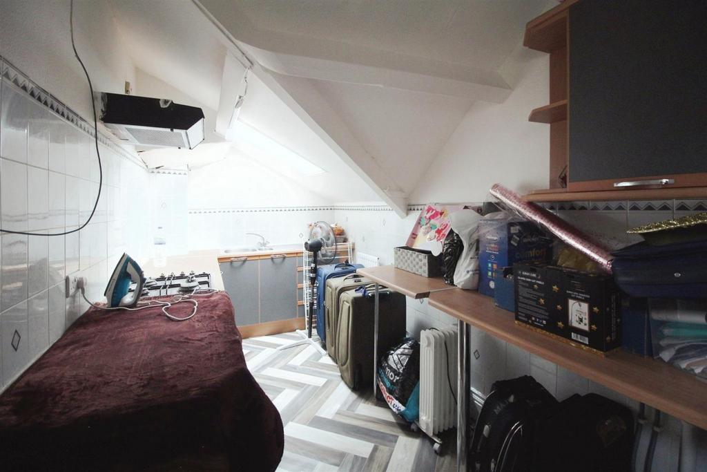 Kitchenette/Bedroom 7