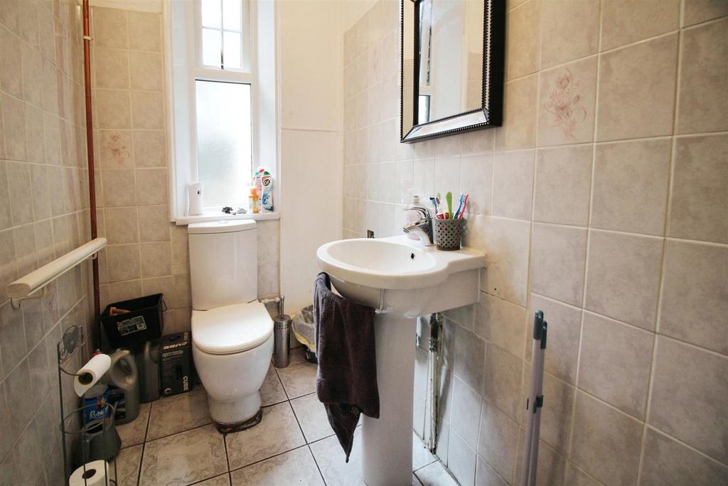 Ground Floor Guest WC