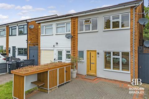 3 bedroom semi-detached house for sale, Elmcroft Avenue, Wanstead