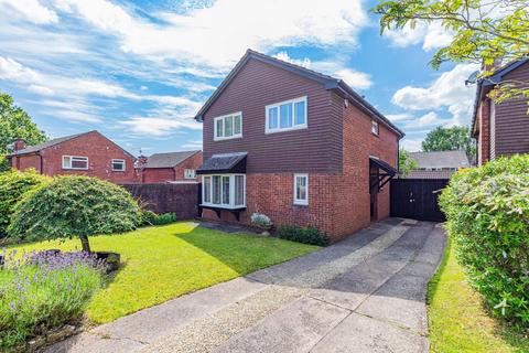 4 bedroom detached house for sale, Camelot Way, Cardiff CF14