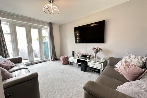 209 Damselfly Road, Northampton, NN4 9EY