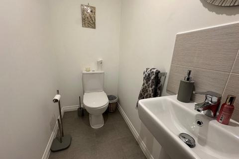 209 Damselfly Road, Northampton, NN4 9EY