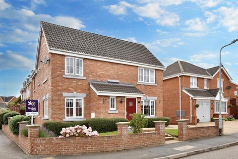 4 bedroom detached house for sale, Catterick Close, Corby NN18