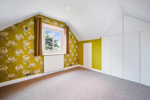 2 bedroom flat to rent, West Hill, SW15