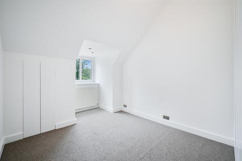 2 bedroom flat to rent, West Hill, SW15
