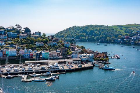 2 bedroom flat for sale, Crabbers Loft, Fore Street, Kingswear