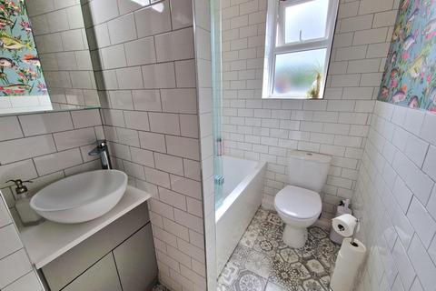 839 Abbeydale Road, Sheffield, S7 2BH