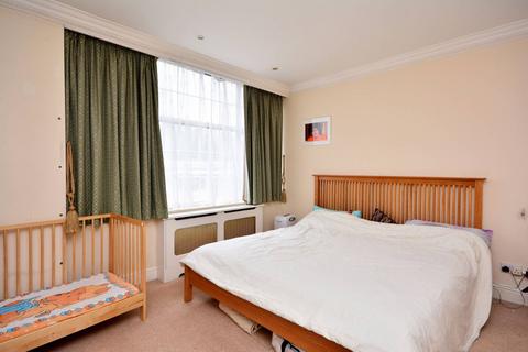 4 bedroom flat to rent, Euston Road, Fitzrovia, London, NW1