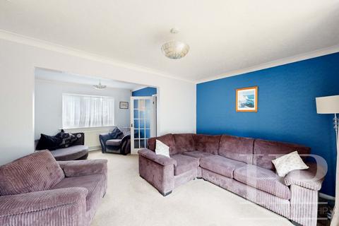 28 Perryfield Road, Crawley, RH11 8AB