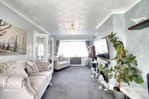 3 bedroom semi-detached house for sale, Teesdale Road, Dartford