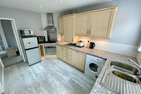 3 bedroom detached house for sale, Vincent Road, Luton, Bedfordshire, LU4 9AW