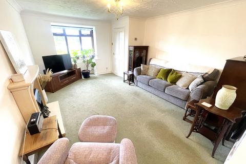 3 bedroom detached house for sale, Firsby Avenue, Bredbury