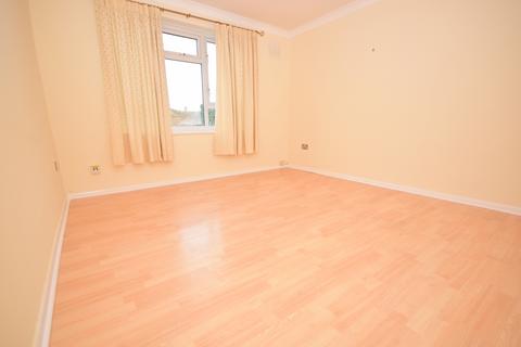 1 bedroom apartment to rent, Chatham Grove Chatham ME4