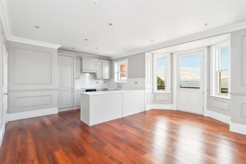 3 bedroom apartment for sale, Station Road, Westcliff On Sea, SS0