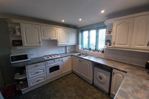 3 bedroom semi-detached house for sale, Edenbridge, Kent, TN8