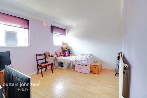 35 Baker Crescent South, Stoke-on-trent, ST2 7JU