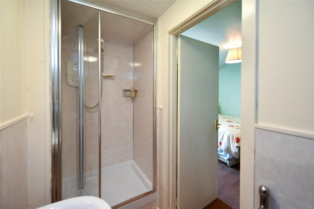 Shower En Suite