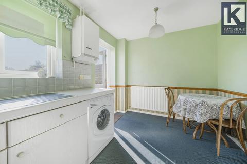 46a Cotswold Way, Worcester Park, KT4 8LL