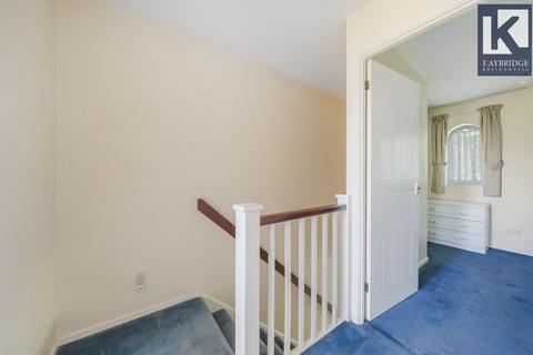 46a Cotswold Way, Worcester Park, KT4 8LL