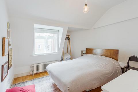 1 bedroom flat to rent, Charlotte Street, London, Greater London, W1T