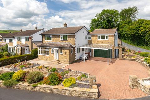5 bedroom detached house for sale, Aire Valley Drive, Bradley, West Yorkshire, BD20