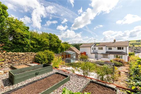 47 Aire Valley Drive, Bradley, Keighley, BD20 9HY
