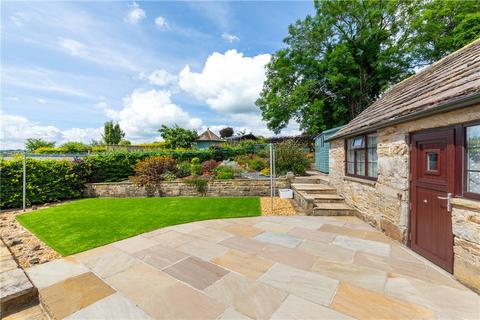 47 Aire Valley Drive, Bradley, Keighley, BD20 9HY