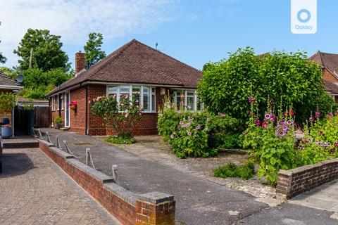 2 bedroom detached bungalow for sale, Hangleton Valley Drive, Hove, BN3 8AP