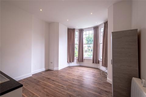 Studio to rent, Church Crescent, Muswell Hill, London, N10