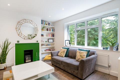 2 bedroom flat for sale, Compayne Gardens, West Hampstead