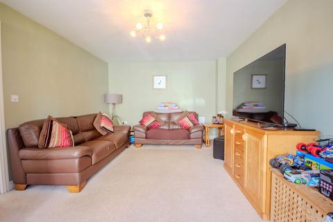 4 bedroom detached house for sale, Peregrine Close, Hengoed CF82