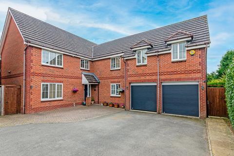 6 bedroom detached house to rent, Sutton Coldfield, Sutton Coldfield B76