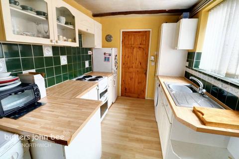 2 bedroom cottage for sale, Church Street, Northwich