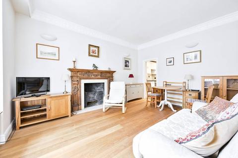 1 bedroom flat to rent, Queen's Gate Gardens, South Kensington, London, SW7