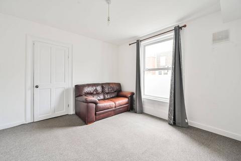 2 bedroom flat to rent, Florence Road, New Cross, London, SE14