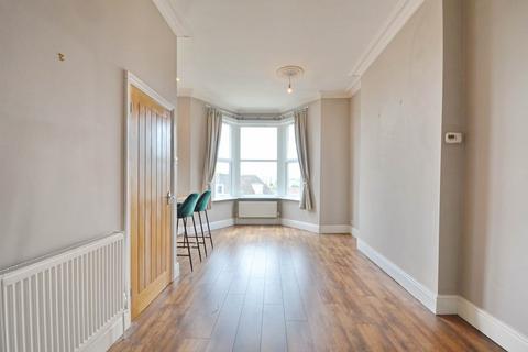 1 bedroom apartment to rent, Belvoir Road, St Andrews