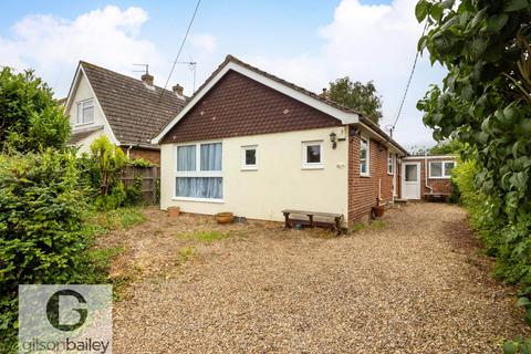4 bedroom detached bungalow for sale, Holmesdale Road, Norwich NR13