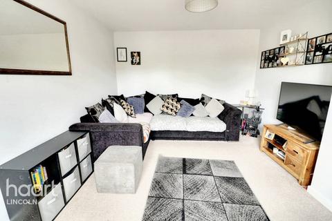 3 bedroom semi-detached house for sale, Sussex Gardens, Scampton