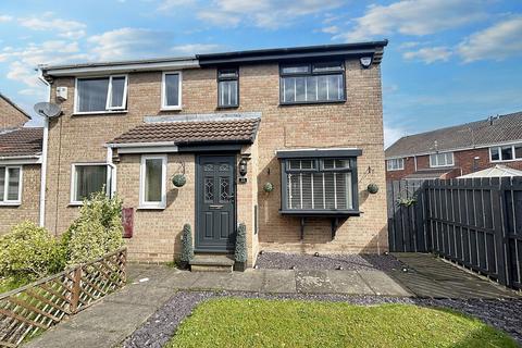 3 bedroom semi-detached house for sale, Seaton Close, Wardley, Gateshead, Tyne and Wear, NE10 8SF