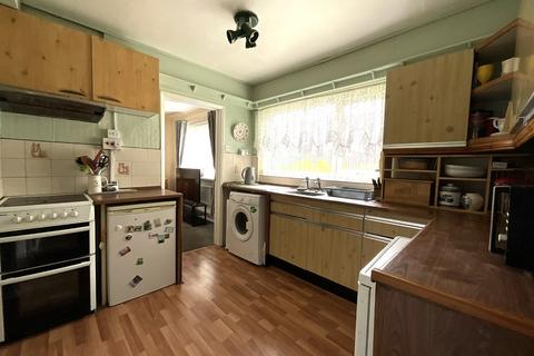 2 bedroom semi-detached house for sale, Gosforth Terrace, Gateshead, Tyne and Wear, NE10